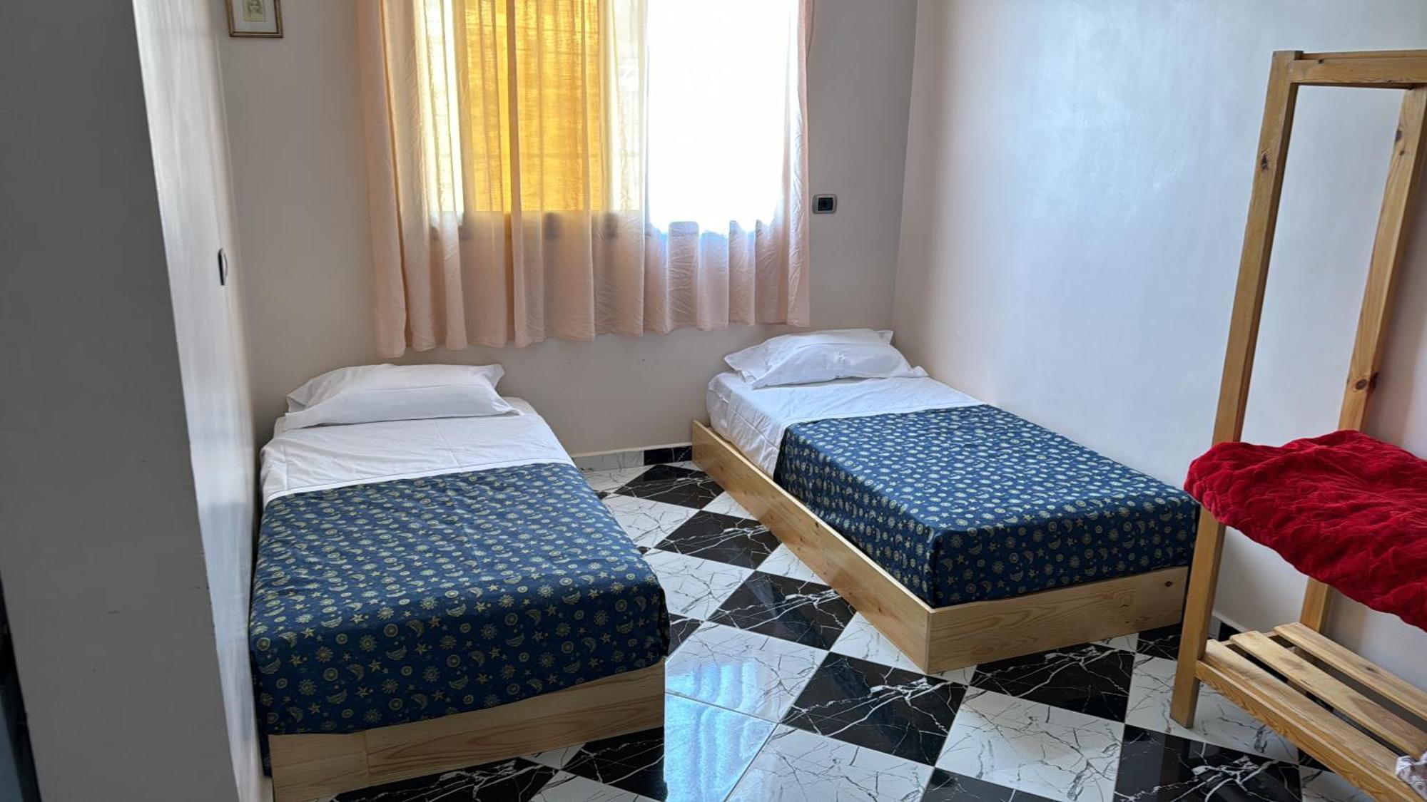 Soraya Guest House Surf Camp & Restaurant イムスワン エクステリア 写真